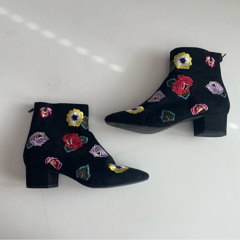 Betsy Johnson Twiggy Floral Embroidered Heeled Booties | Black velvet flowers